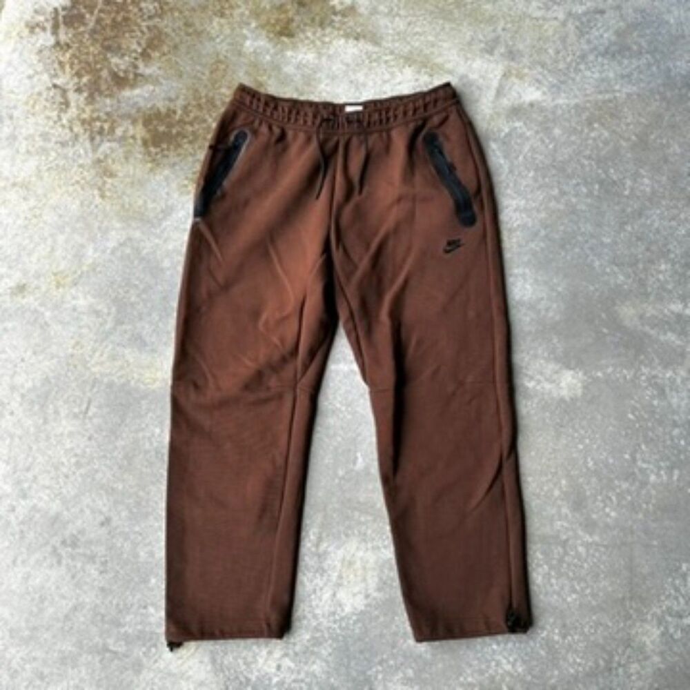 Nike Tech Fleece Straight Fit Pants Mens XL Brown Zip Pockets Bungee Hem